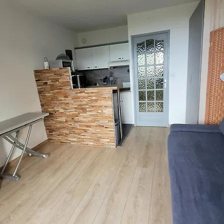 Avec Terrasse-loggia Vue 아파트 라시오타